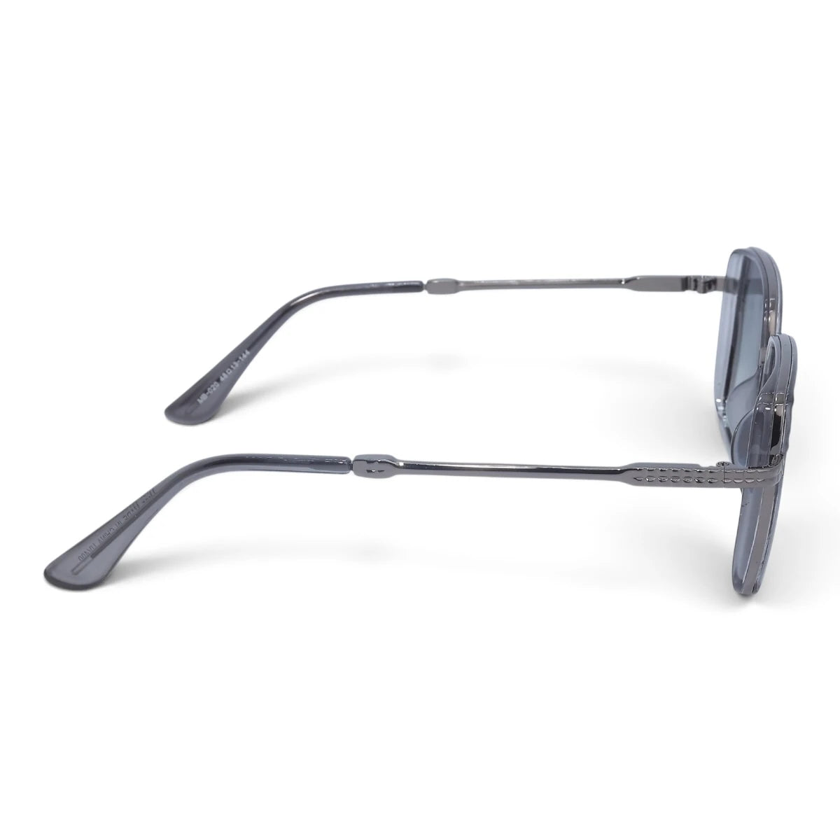 U&EYE The Arden rounded square sunglasses in Gunmetal / Light Blue-Gray Gradient — side view