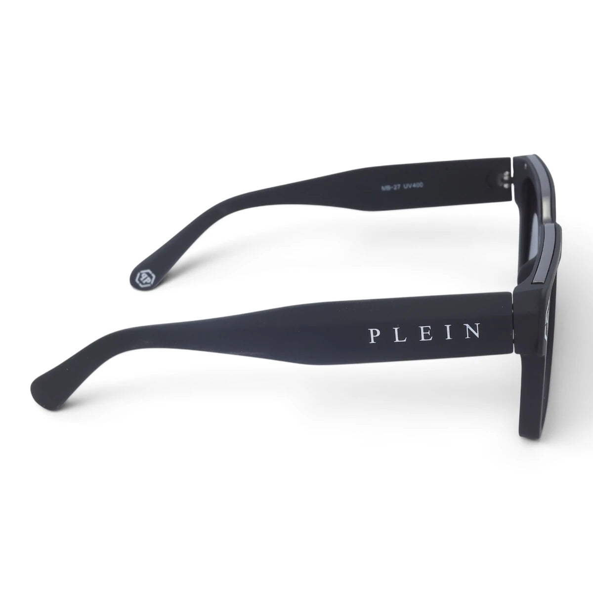 U&EYE The Kael chunky rectangle polarized sunglasses in Polished Black / Blue-Gray Gradient — side view