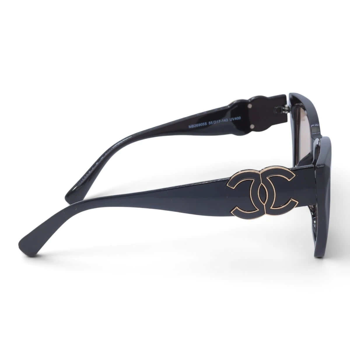 U&EYE The Marais cat-eye sunglasses in Black / Champagne — side view