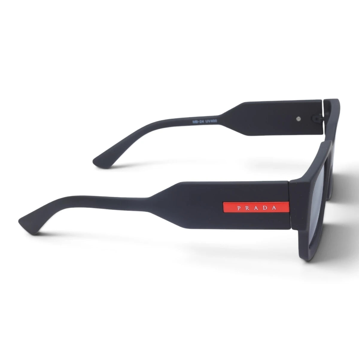 U&EYE The Noxley oversized square polarized sunglasses in Matte Black / Violet Gradient — side view