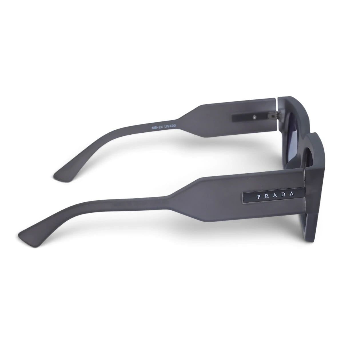 U&EYE The Noxley oversized square polarized sunglasses in Matte Smoke Gray / Violet Gradient — side view