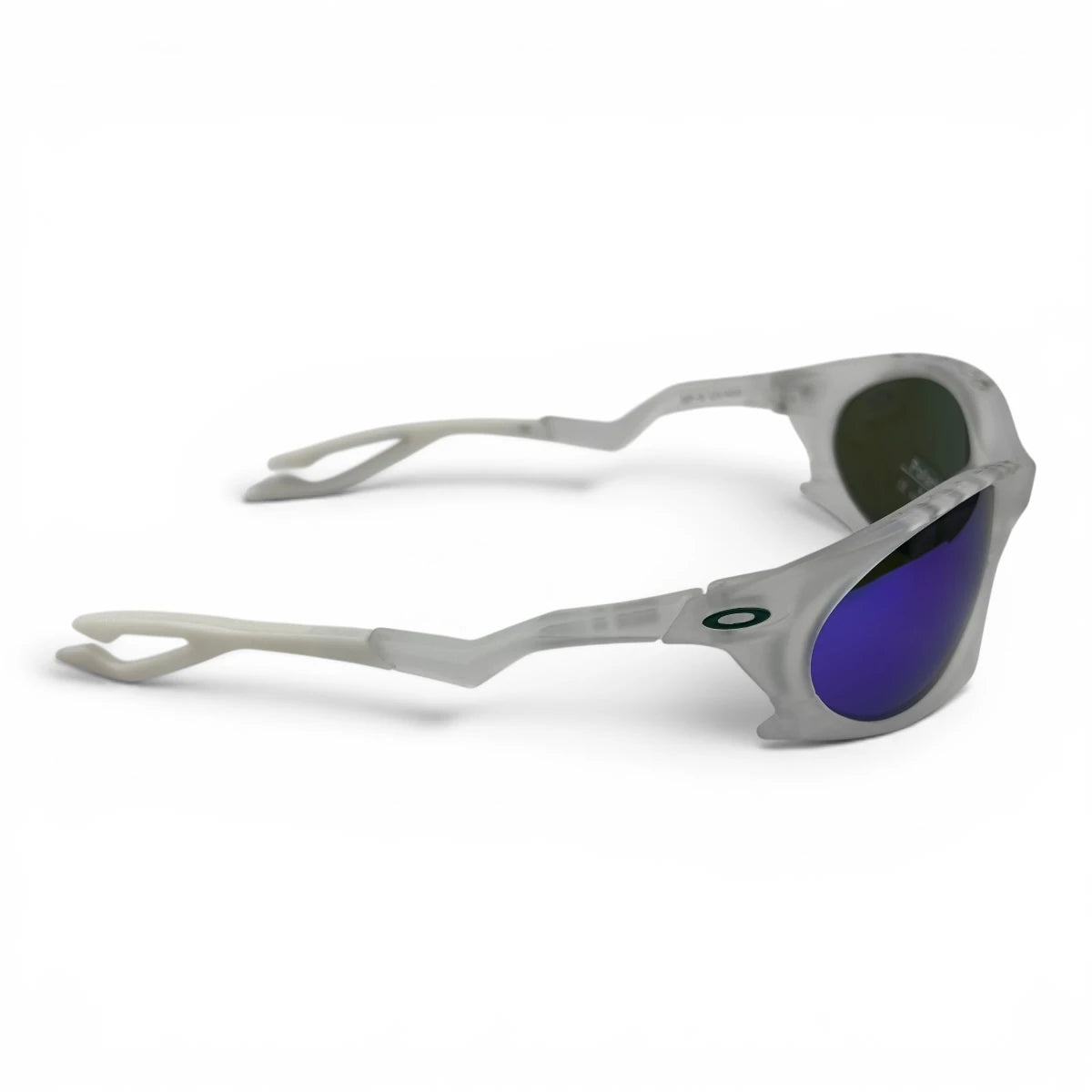 The Rush Sport Wrap sunglasses in Silver with Blue Purple Mirror lenses, detail view