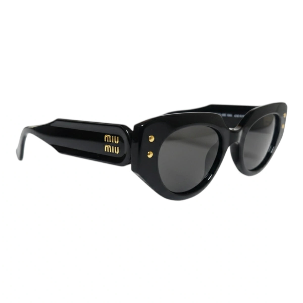 The ‘Muse’ Geometric Sunglasses | Black / Black