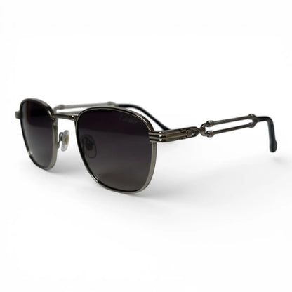 The ‘Mounir’ Rectangle Sunglasses | Silver & Dark
