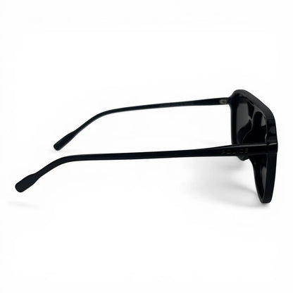 The Kairo keyhole rectangle sunglasses in Black and Dark Gray, side profile view