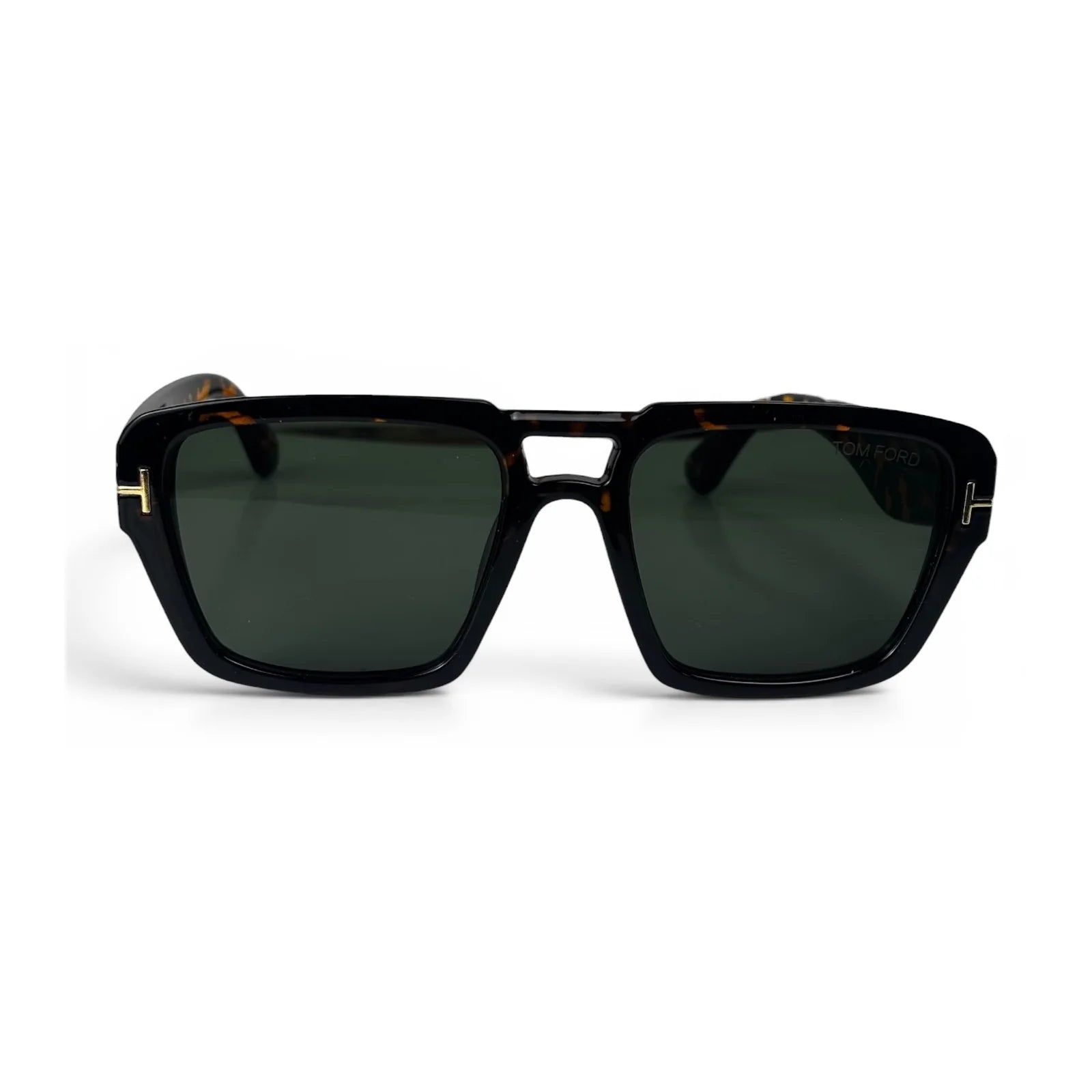 The Atlas bold square sunglasses in tortoise with olive lenses, front view