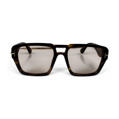 The Atlas bold square sunglasses in tortoise with pink lenses, front view
