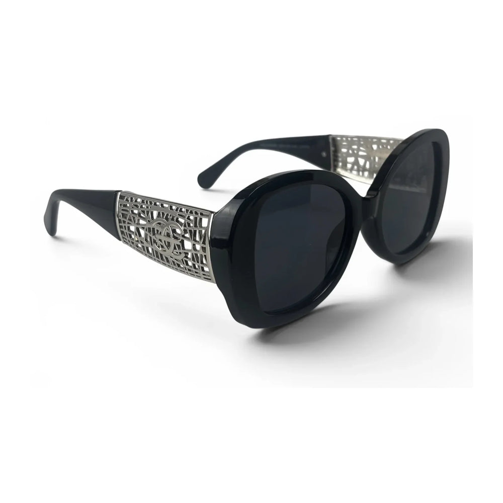 The ‘Filigree’ Oversized Round Sunglasses | Black Silver & Dark Gray