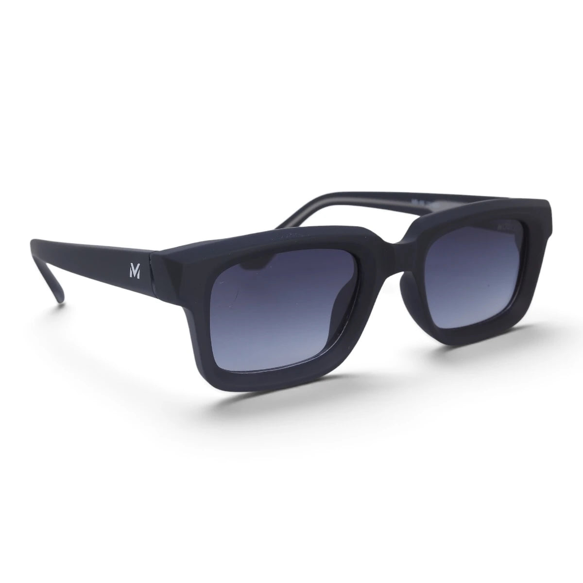 U&EYE The Bastian chunky square sunglasses in Matte Black / Blue-Gray Gradient — angled view