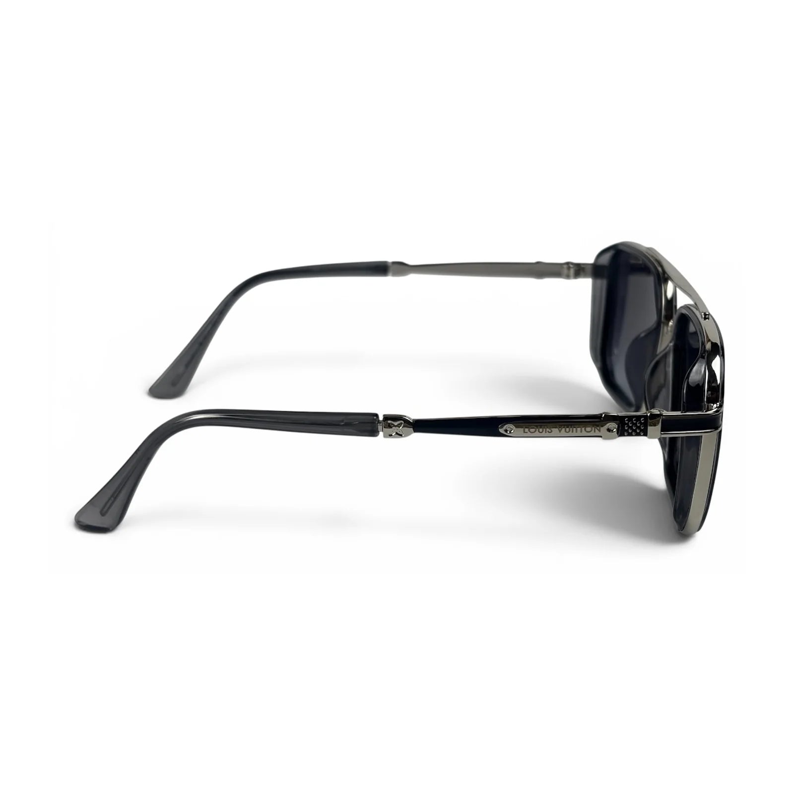 The Caden Square sunglasses in Gunmetal with Purple Gradient lenses, side profile view