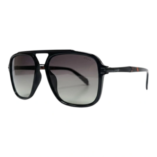 The ‘Commander’ Aviator Sunglasses | Black / Gradient Smoke