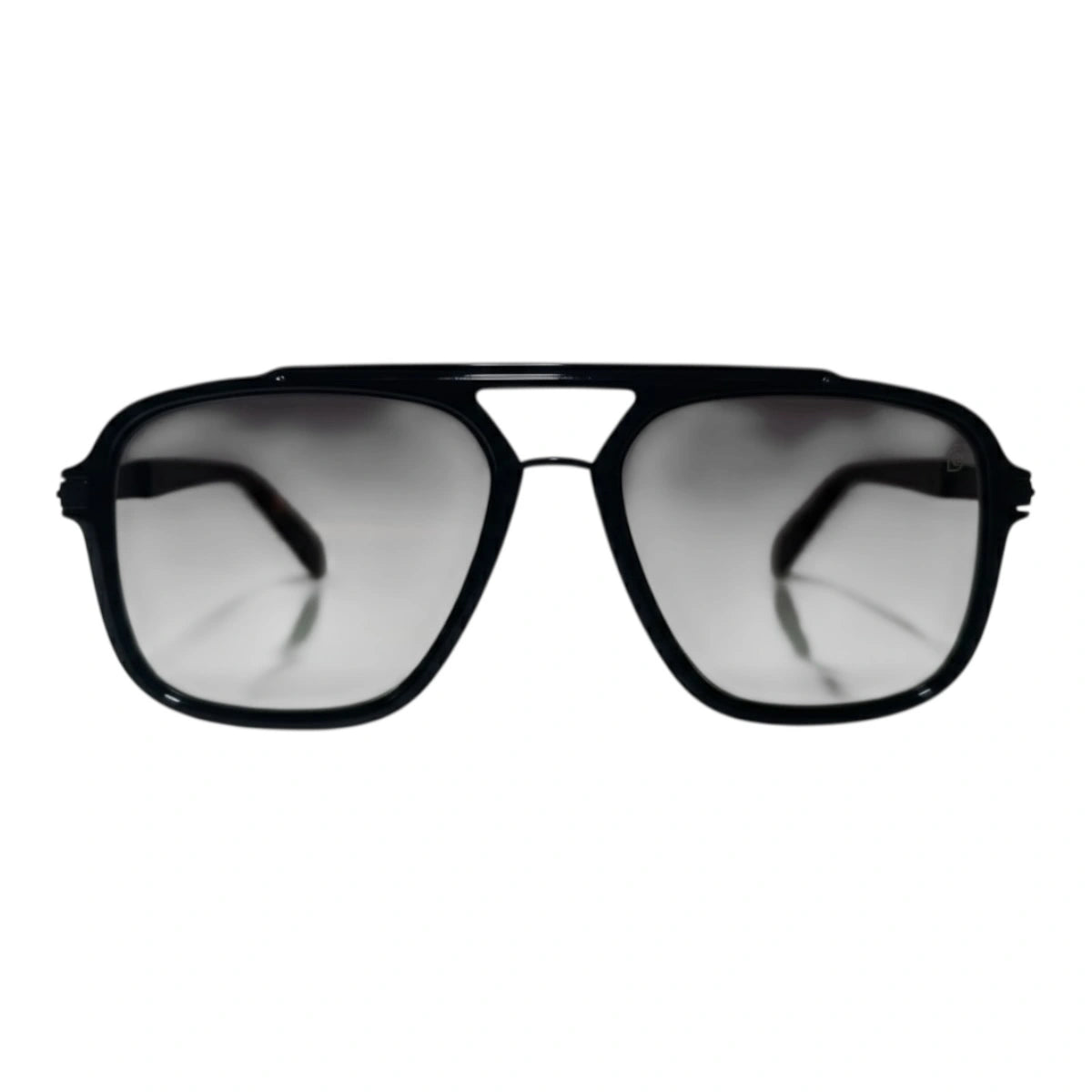 The ‘Commander’ Aviator Sunglasses | Black / Gradient Smoke