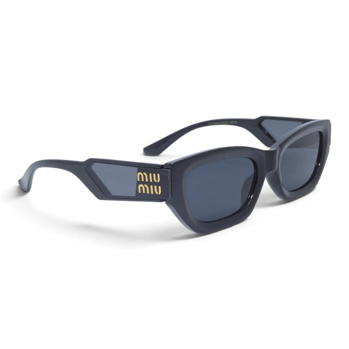 U&EYE The Mirelle narrow cat-eye sunglasses in Black / Dark Gray — angled view