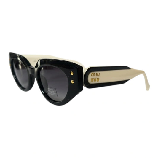 The ‘Muse’ Geometric Sunglasses | Black & Cream | Polarized