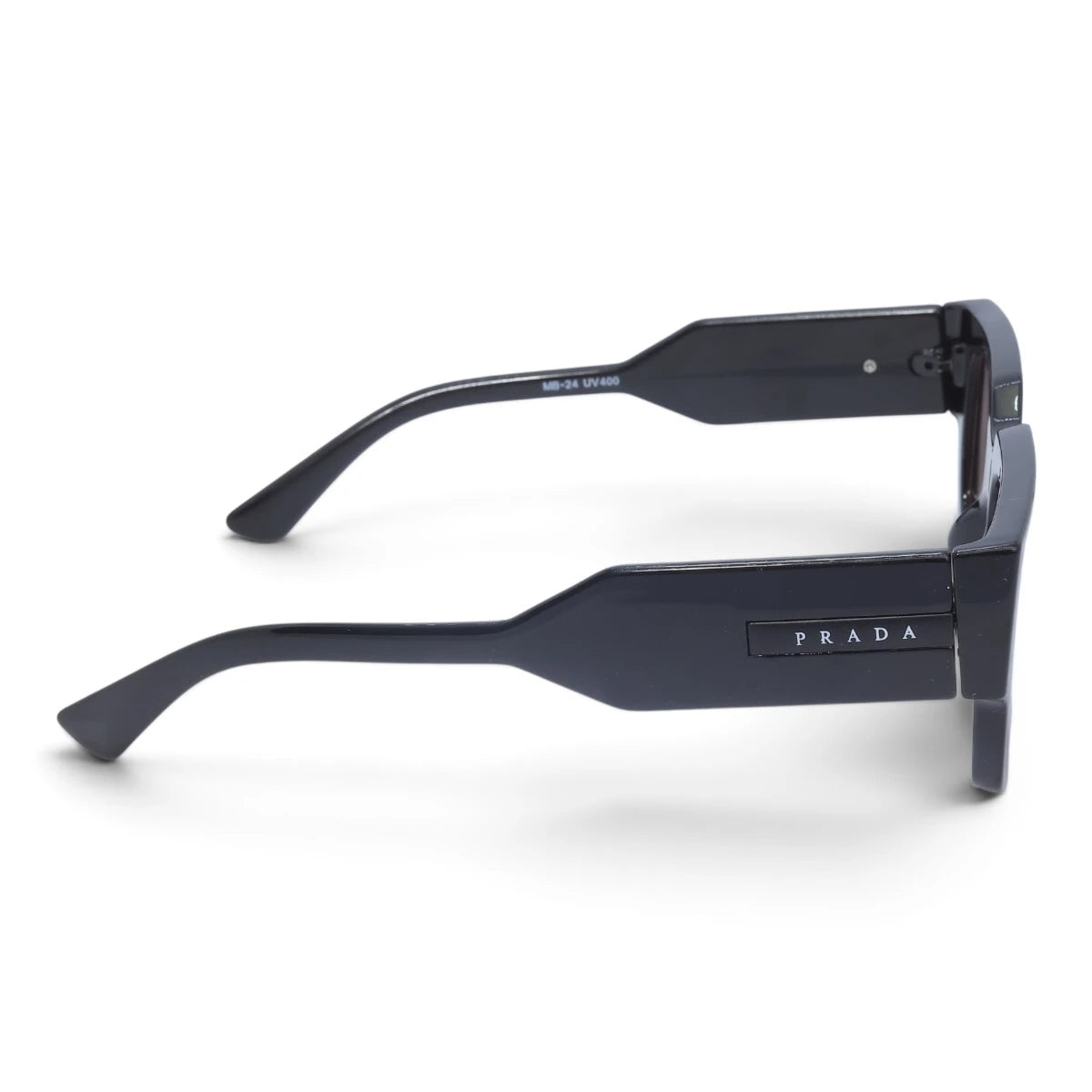 U&EYE The Noxley oversized square polarized sunglasses in Polished Black / Silver Mirror — side view