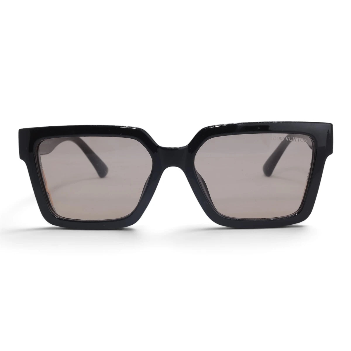 U&EYE The Odette cat-eye square sunglasses in Black / Champagne Gradient — front view