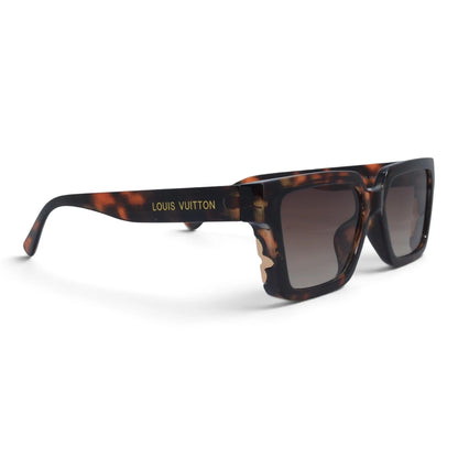 U&EYE The Odette cat-eye square sunglasses in Classic Tortoise / Brown Gradient — angled view