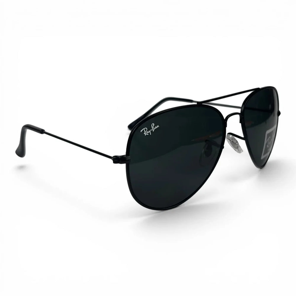 The ‘Vela’ Aviator Sunglasses | Black / Dark Gray